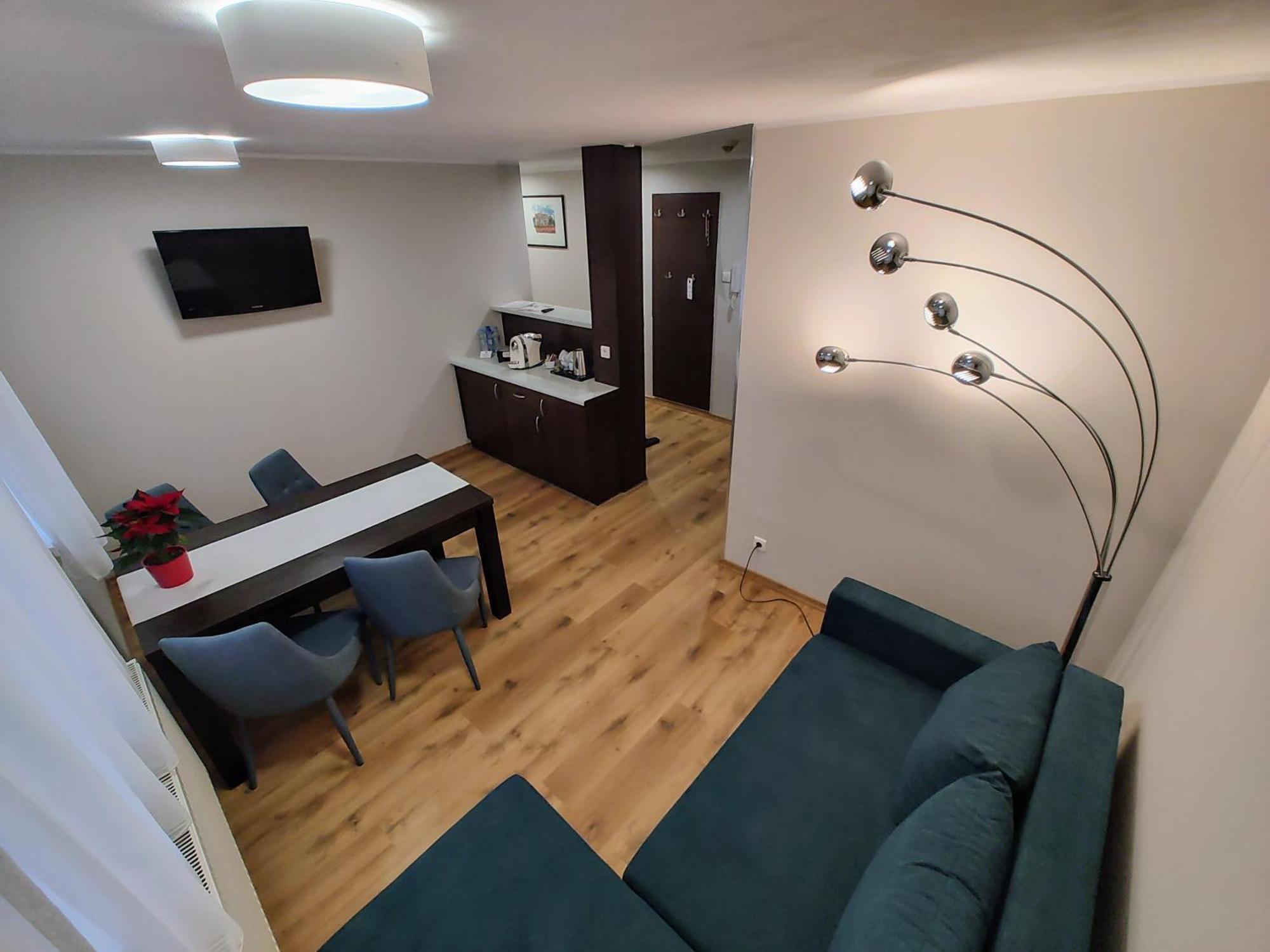 Boutique Hotel'S III Pilsudskiego Lodź Bagian luar foto