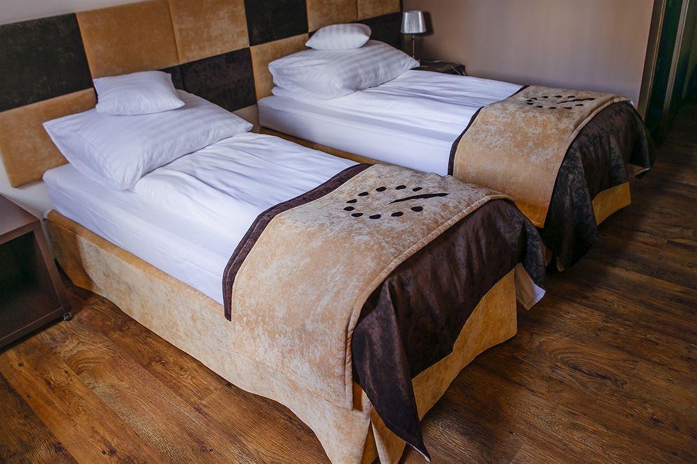 Boutique Hotel'S III Pilsudskiego Lodź Bagian luar foto