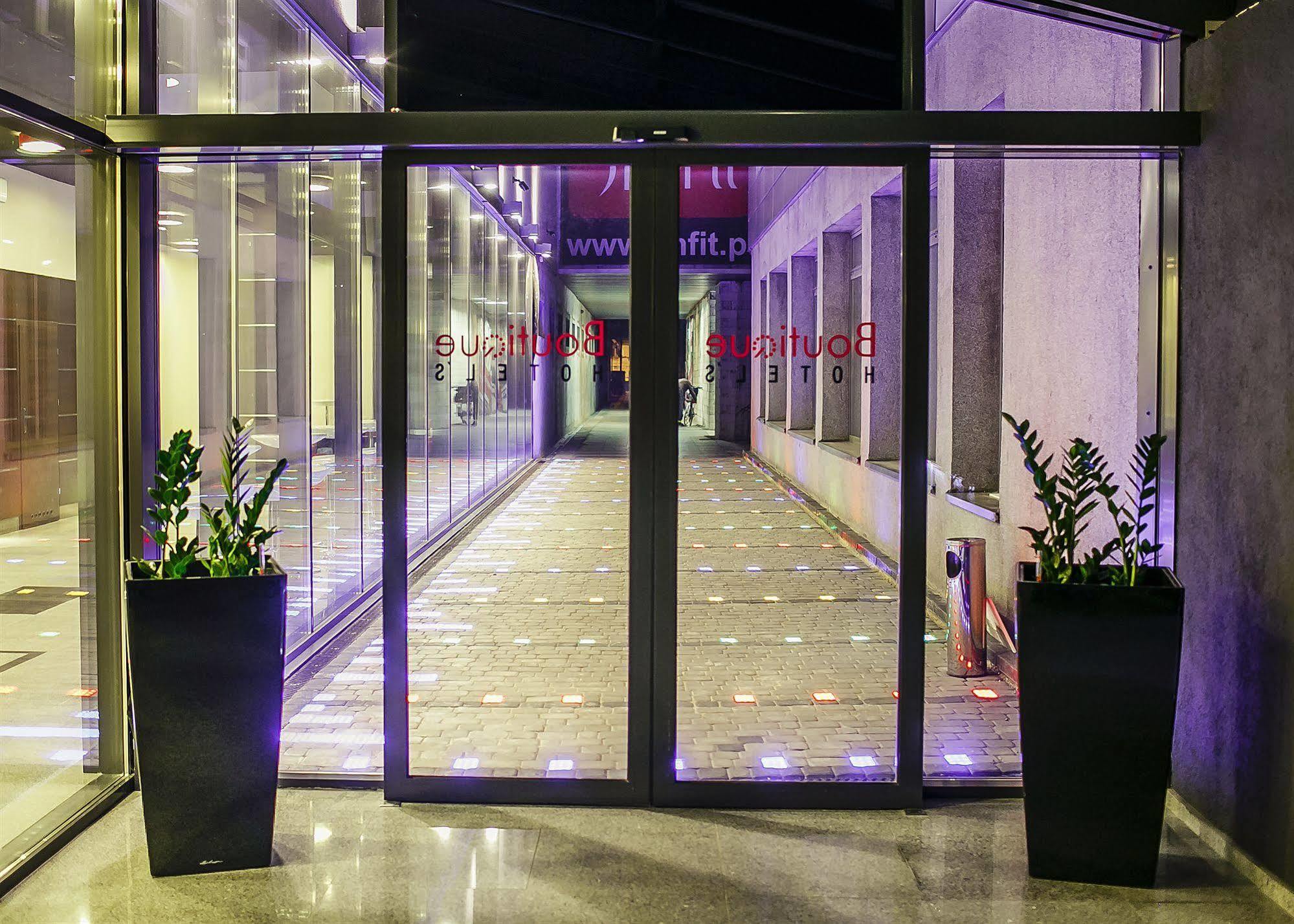 Boutique Hotel'S III Pilsudskiego Lodź Bagian luar foto